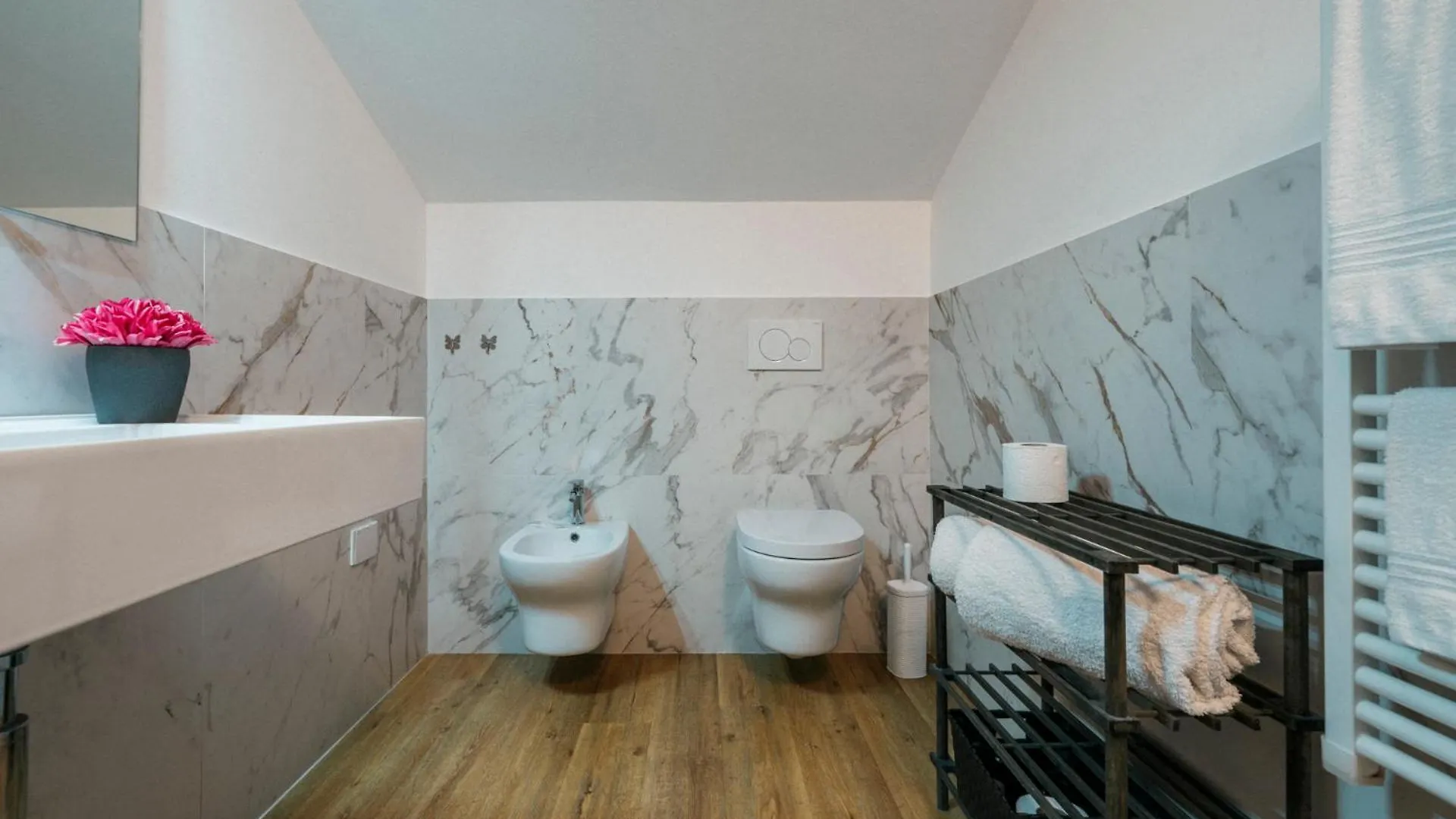 Guest House All'83 Grosseto Italien